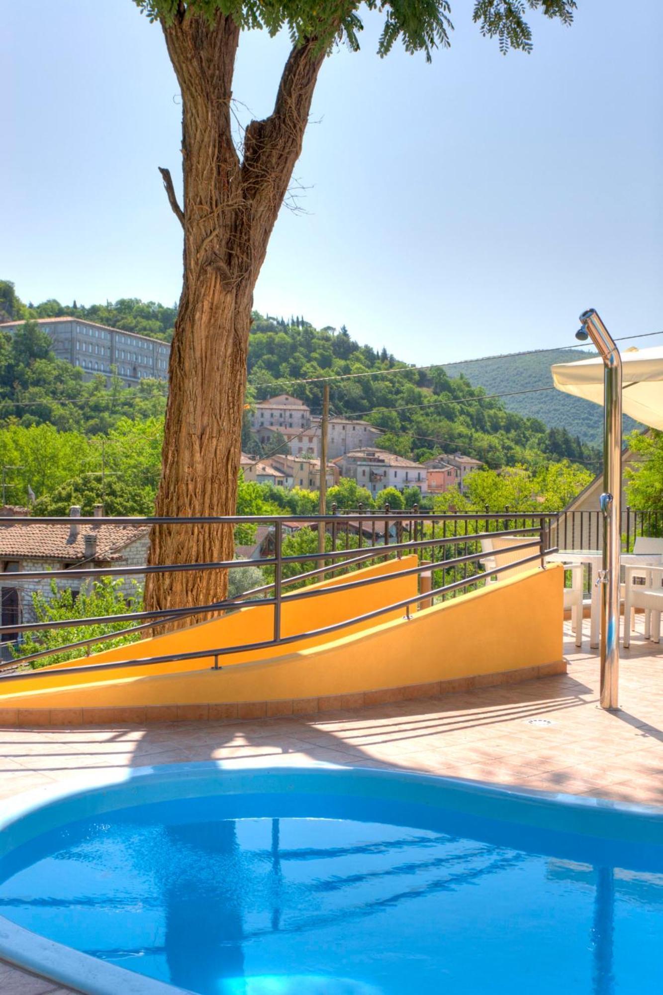 Raffaello Residence Sassoferrato Esterno foto