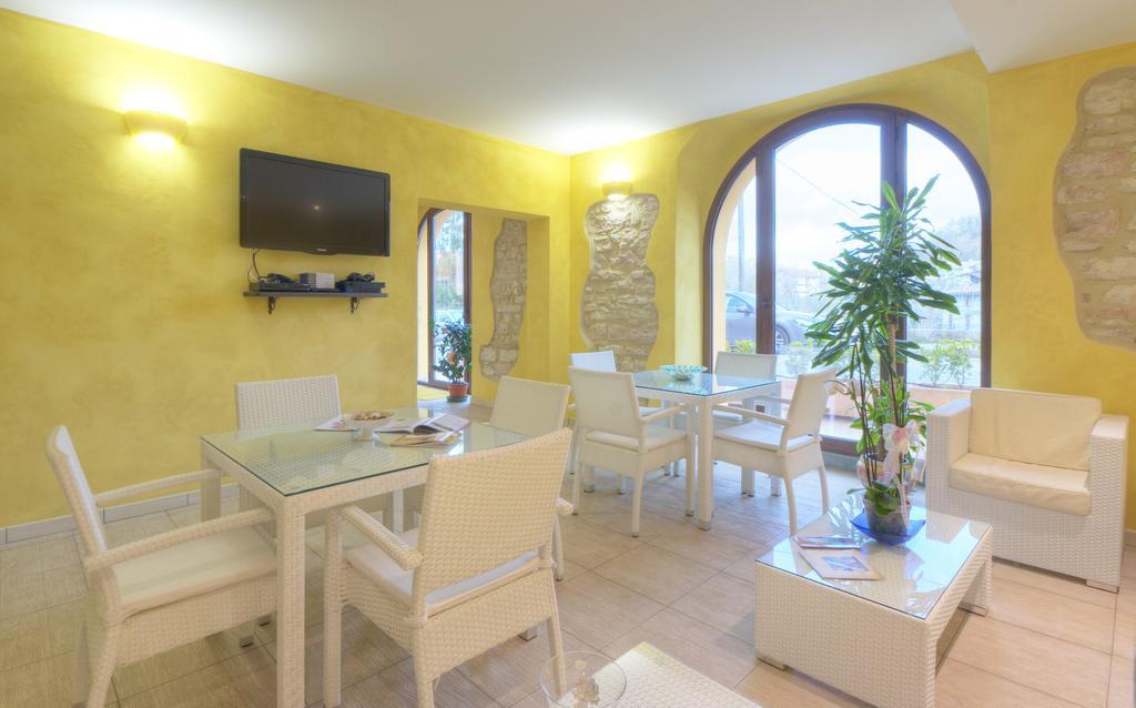 Raffaello Residence Sassoferrato Esterno foto